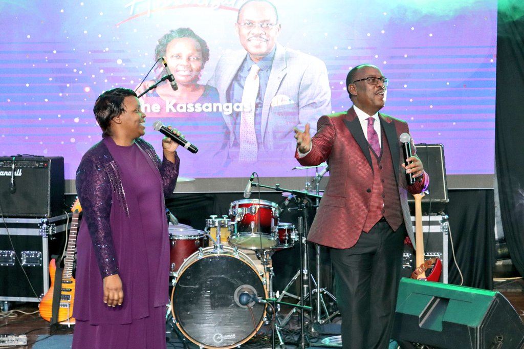 TheMCSK's tweet photo. Great performance yesterday by MCSK Director @JaphethKassanga & his dear wife Anne Kassanga popularly known as "The Kassangas" where the Veteran Gospel group performed their golden songs Mjaribu Yesu, Maisha ya Mwanadamu amongst others hosted by #InukaAtOne Founder @SyombuaOsiany https://t.co/HNeqLiRsMV