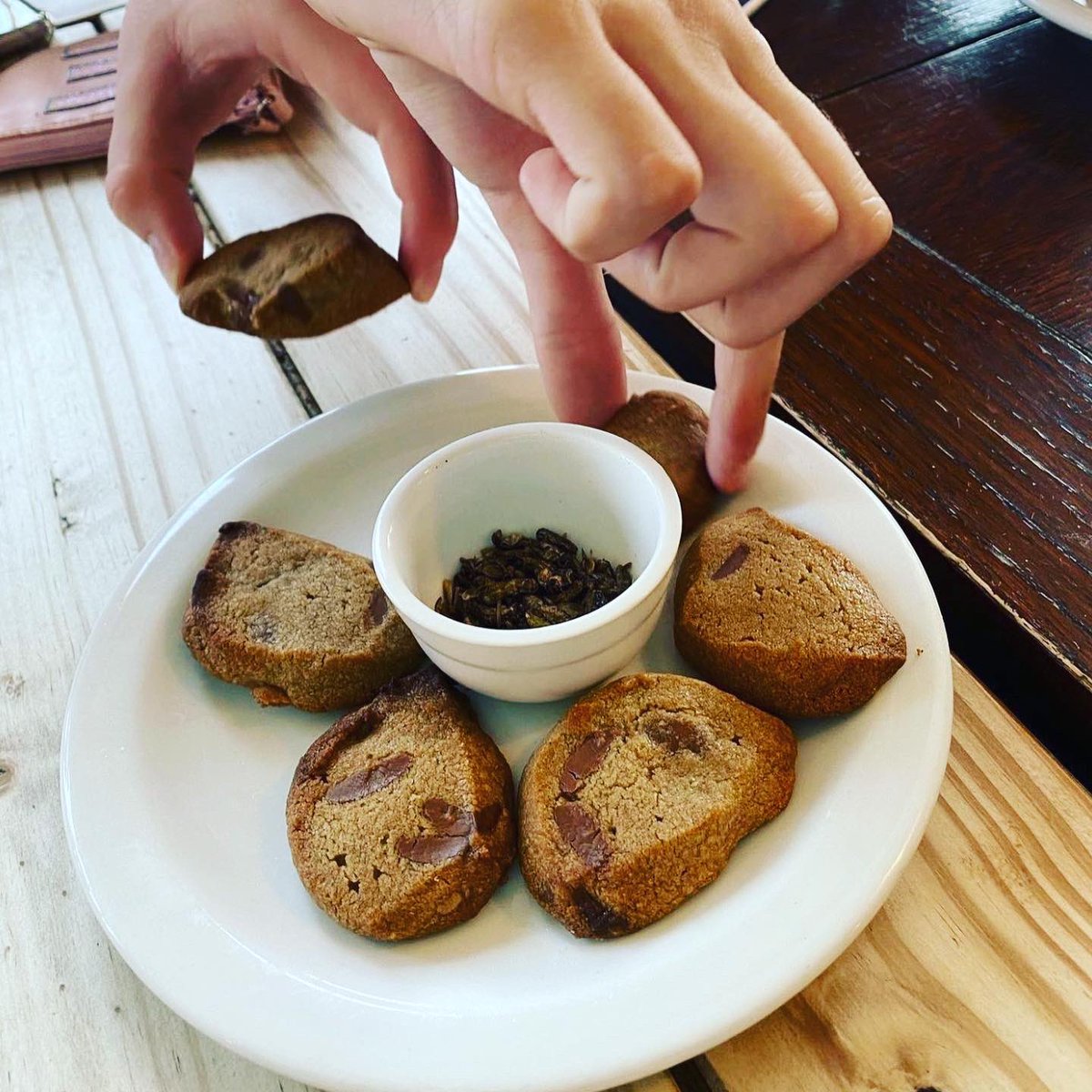 BurtonBorough's tweet photo. Bug burger anyone? 🤢🕷 #residential #bugfarm https://t.co/iSEq2kaUdP