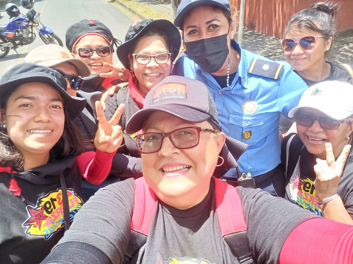 #17Jul 💥DIA DE LA ALEGRÍA 💥

En #Nicaragua retoña cada día más la ESPERANZA y SOBERANÍA 

#4319FuerzaDeVictorias 
#UnidosEnVictorias