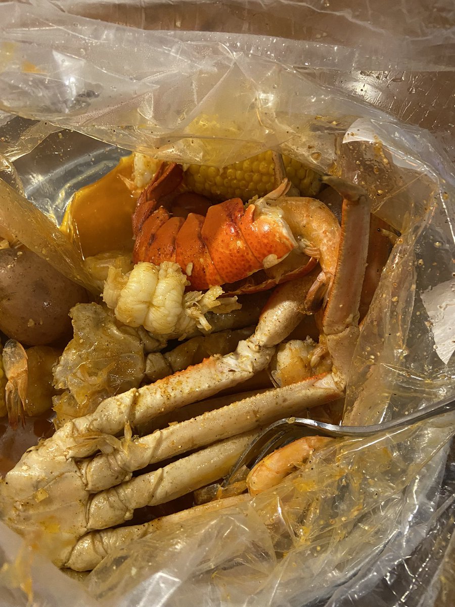 MoccaAnn's tweet photo. Dinner was great @supercrab https://t.co/I4leR5bksJ