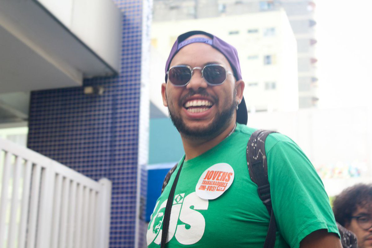 UJSBRASIL's tweet photo. 🗣Bom dia UJS!
O nosso último dia de congresso já já começa!
As bancadas estão chegando e se preparando para debater a nossa atuação nas eleições do Brasil.
Estão preparados?!
#21ConUJS
Fotos: Gabriel e @emangeu | @UJSBRASIL https://t.co/AMExJRJgfi