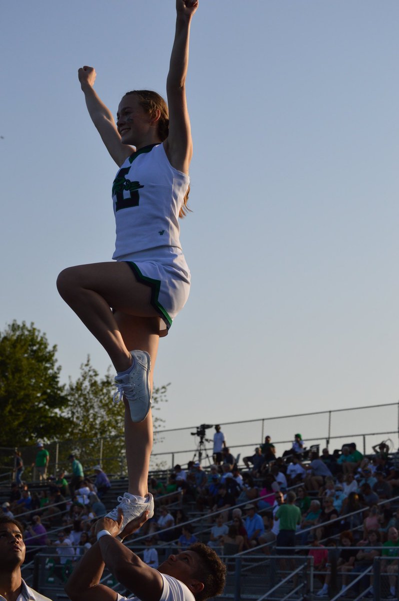LRHS Cheer and Stunt tweet media
