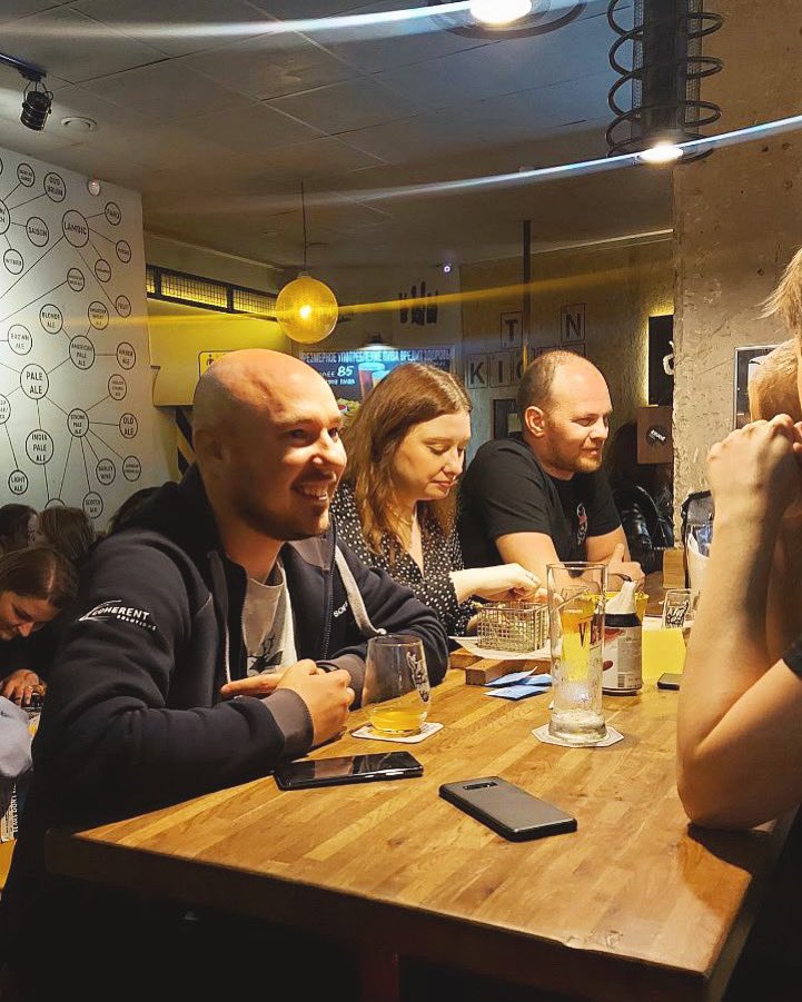 craftmanbar's tweet photo. Отличное пиво для вечера воскресенья 🤩

🪴«Out Of The Light» — IPA - New England / Hazy от @junglebrewery — Свежий, легкий и сочный NEIPA с хмелями Sabro, Talus, Citra, Idaho 7.

🕔 Ждём всех сегодня с 17.00 до 00.00 https://t.co/petiTb9WHC