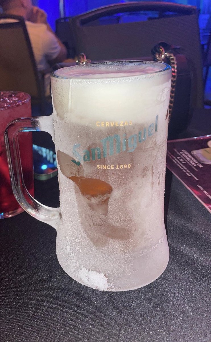 PintsDrank's tweet photo. Pint of San Miguel, Tenerife https://t.co/rbyujsYpkg