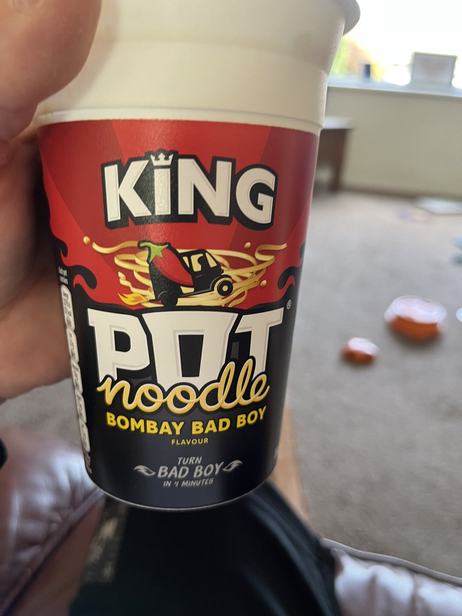 andyjones111's tweet image. Not my best choice of scran for today 😅🥴 #bombaybadboy #sweatinglikea….