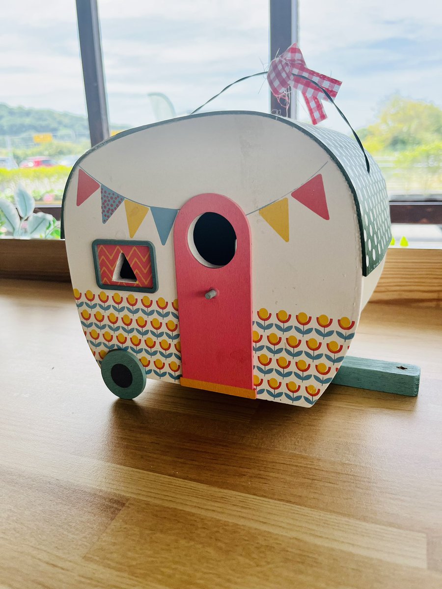 MrsOleary1814's tweet image. Coffee, cake and caravans. Bliss 🤍☕️🍰😆 #SummerHolidayCountdown #NearlyThere #SevenToGo #SummerTime #Summer2022