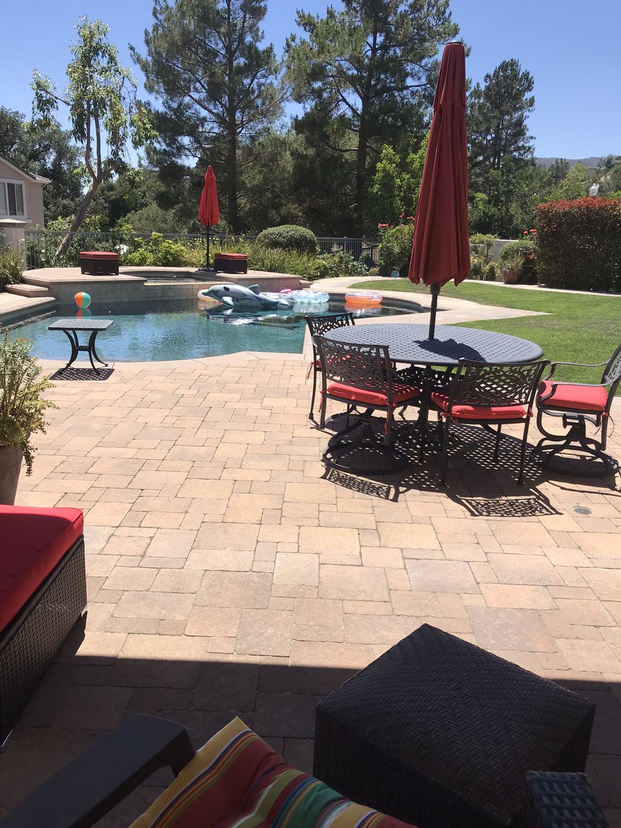 AlyPie226's tweet photo. My peaceful place! ☀️💦👙 https://t.co/YmA1RJl1Df