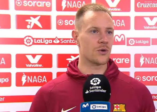 ZONA MIXTA - TER STEGEN

UF TV: Marc, que opinas del partido?
Ter Stegen: Pues un partido muy parejo, el primer tiempo tuvimos una oportunidad y la aprovechemos, al inicio del segundo cayó el empate y ya al final intentamos ganar pero no tuvimos suerte