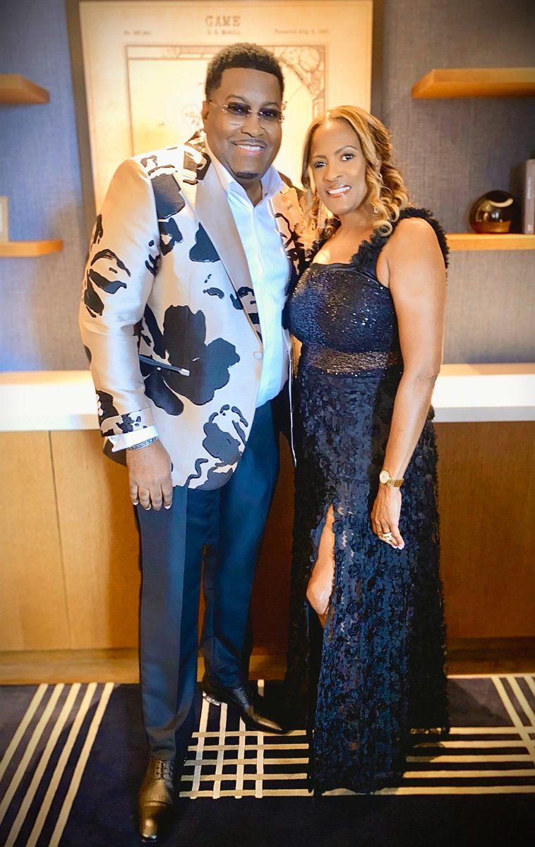 E. Dewey Smith tweet media