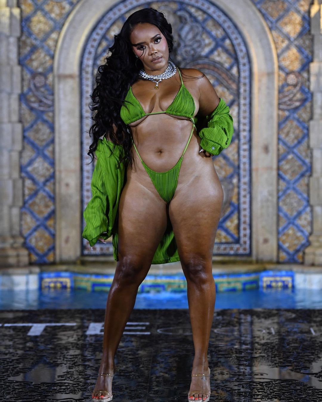 𝐉𝐀𝐌𝐄𝐋𝐈𝐀 on X: JT, Angela Simmons and Ari Fletcher for Matte  Collection At Miami Swim Week. t.coAPCA6Xz1Mb  X
