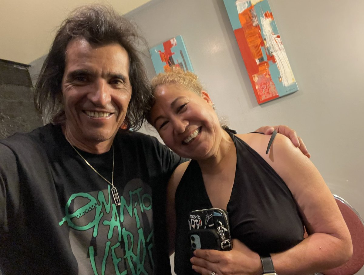 🔥❤️🍷🍺🤟Con la reina de los pickup's!! patrona del tono de la #staiticaster #josefinacampos #fenderteam #staiticaster #guitarworld #guitarplayer