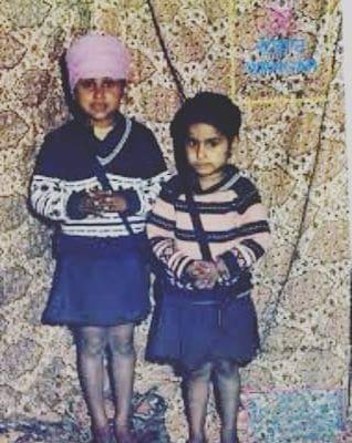 baaghi__arts's tweet photo. Shaheed Bibi Waheguru Kaur &amp; Bibi 
Satnam Kaur 🙏

Bibi waheguru kaur &amp; Bibi satnam kaur were only 5 and 7 years old when they attained Shaheedi at Sri
Darbar Sahib in 1984. https://t.co/IZDaUFxhBs