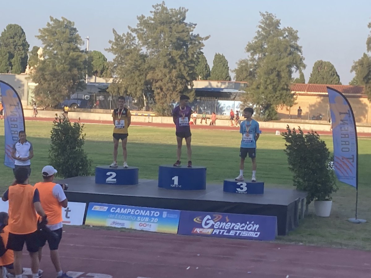 Augustosjh tweet media