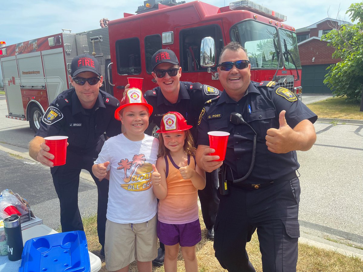 CpffaL's tweet image. BIG Thank you to Rowan and Sullivan for keeping Platoon 1A hydrated on this hot day with a charity lemonade stand!