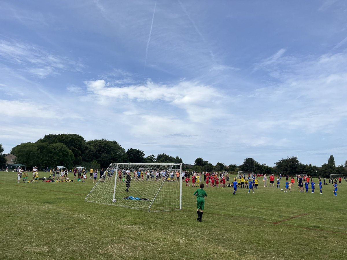 A massive Thank You to all the teams who turned up to our U11 Tournament today especially in the heat 👍⚽️

Some great football played today and another successful day.

Congratulations to both <a href="/AUnder8s/">Allerton Fc Under 13s 24/25</a> and <a href="/MossleyHillSun/">Mossley Hill Sunday U14’s 2025/26</a> on winning the cups today.

See you all next year 🔴⚫️