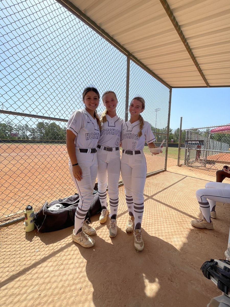 peyton👻 tweet media