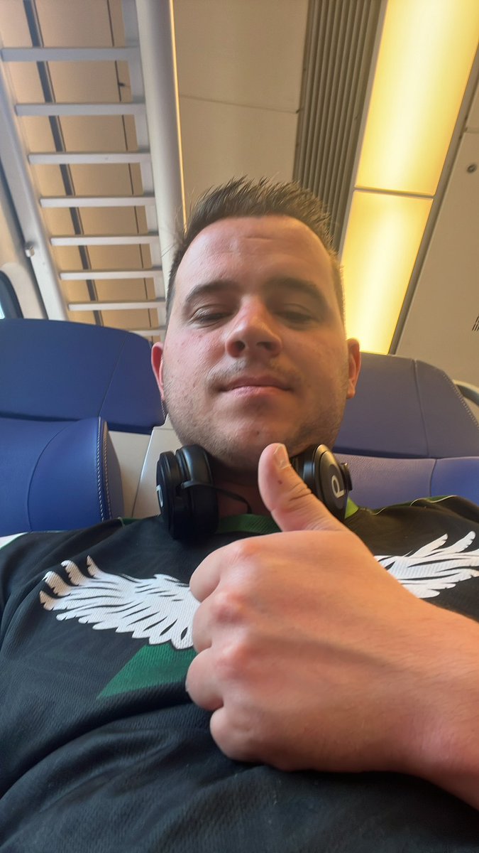 Our cptn @summerbeats_hs has qualified for the final next month! Together with <a href="/JTBrinkers/">Jeremy Brinkers</a> they will face the bnlx legends and try to conquer the ultimate price. Maybe some other <a href="/ThievesHs/">Obsidian Thieves HS</a> players?! Congratulations jonas!