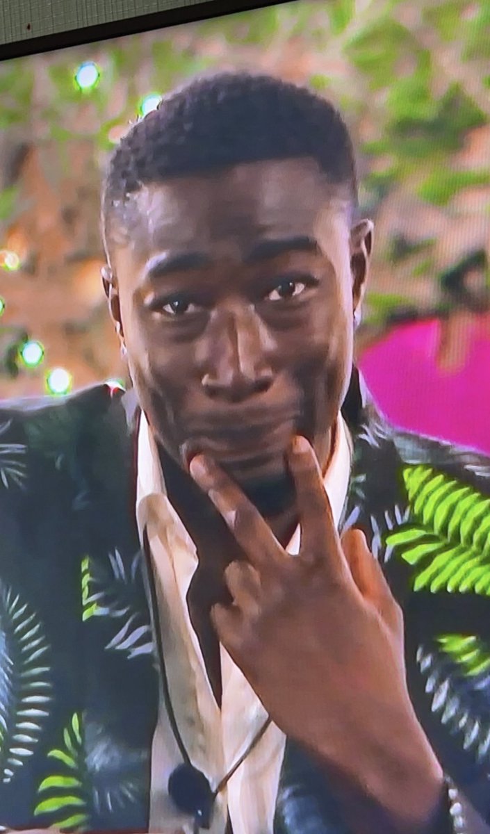 ikennaekwonna's tweet photo. I need the cameras to freeze on Deji today and he says “You’re probably wondering how we got here” #LoveIsland https://t.co/hajtEwnHFz