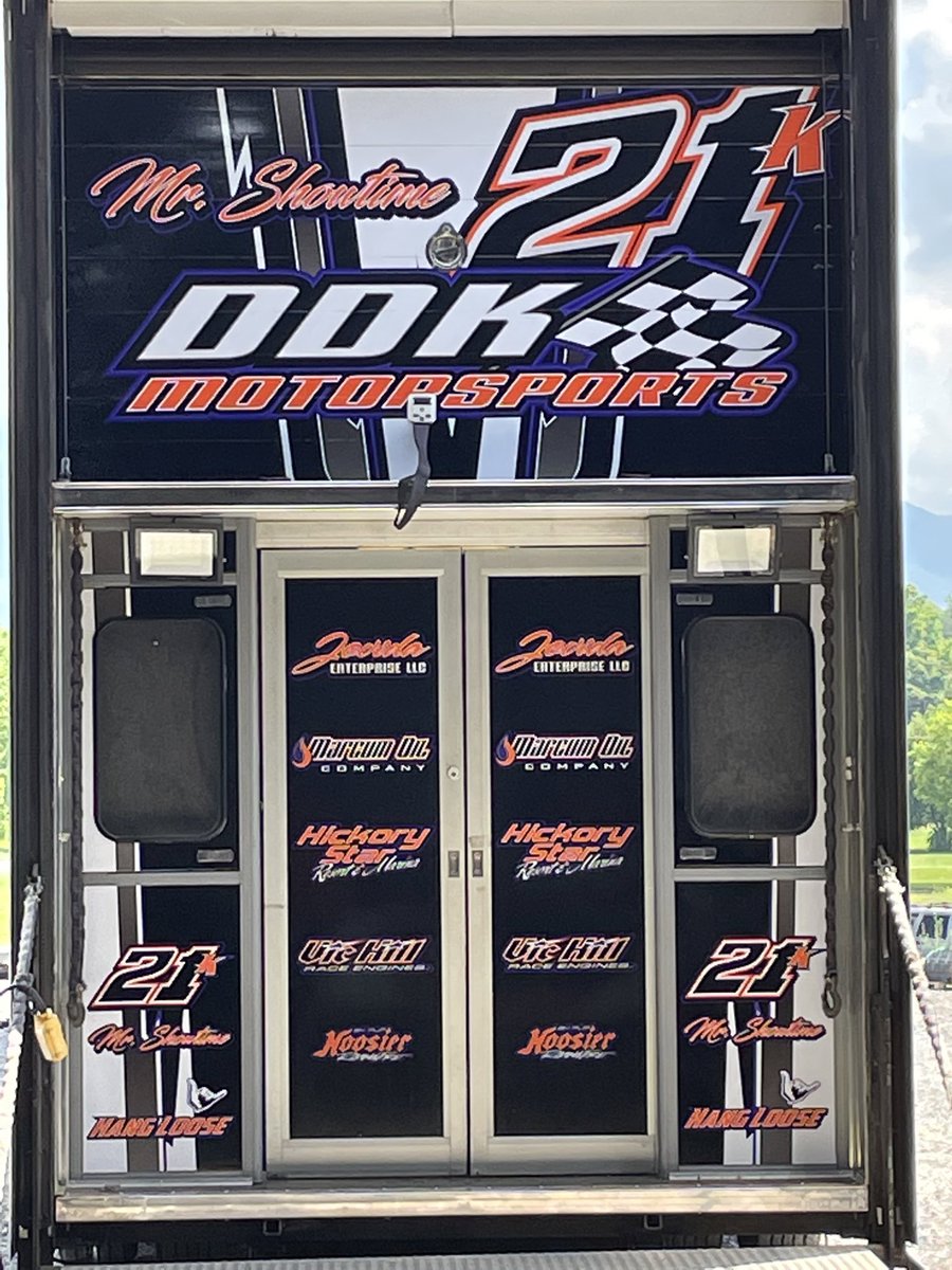 Knuckles_21k's tweet photo. Headed to @TheGap_VolSpdwy for the @SoNationals https://t.co/uV5UGrNoVa