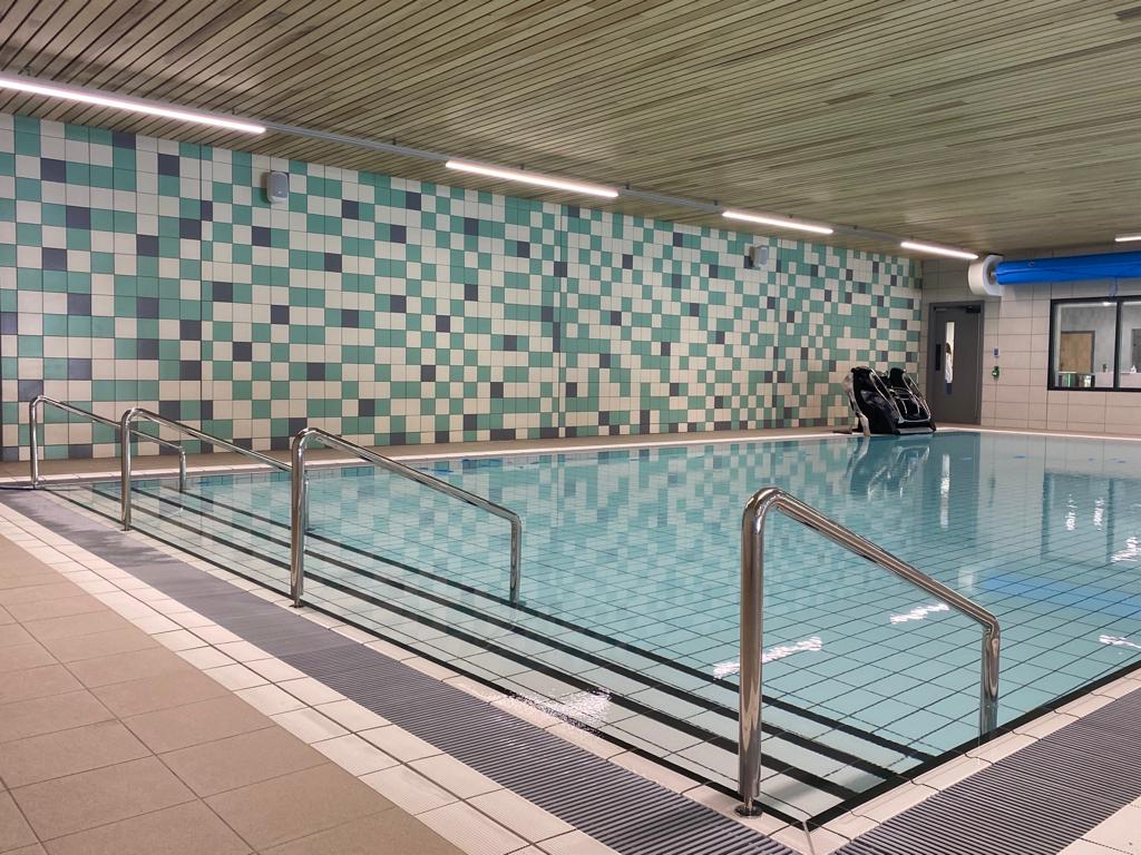 CampusMelksham's tweet photo. Exciting to start kitting out the building as we move towards August!!  Deliveries and installation is all the rage over the coming weeks.  A few pics from last week.🙂🙂 @Sport_England https://t.co/IMdYqzQ47y