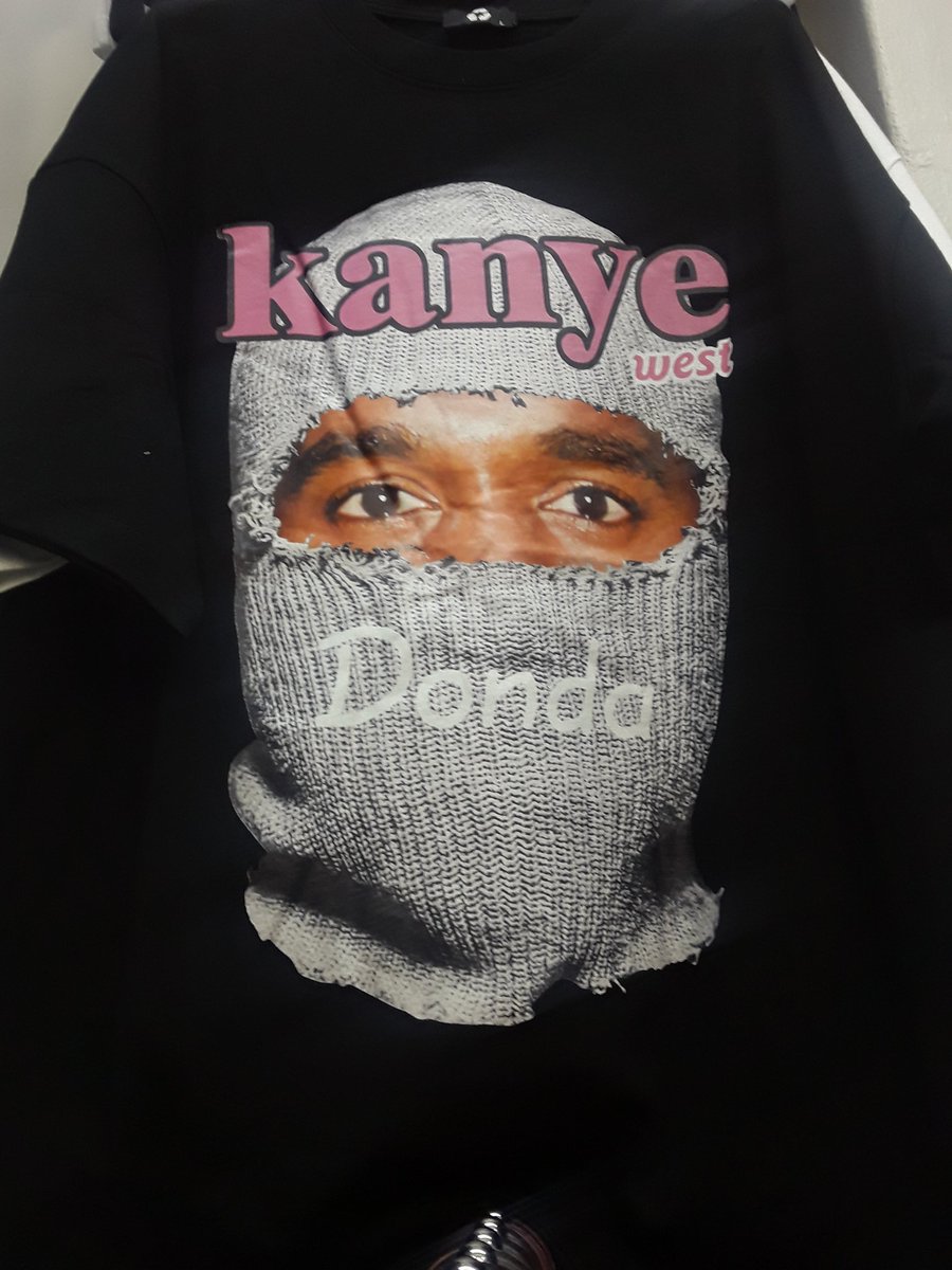 aka_vids's tweet photo. Graphic tees &amp; hoodies foe sale🔥🔥 https://t.co/YHSumdC4FJ