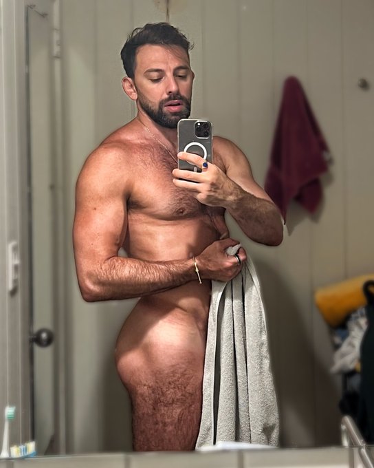 Making that ass grow https://t.co/cbl3MQUoa2