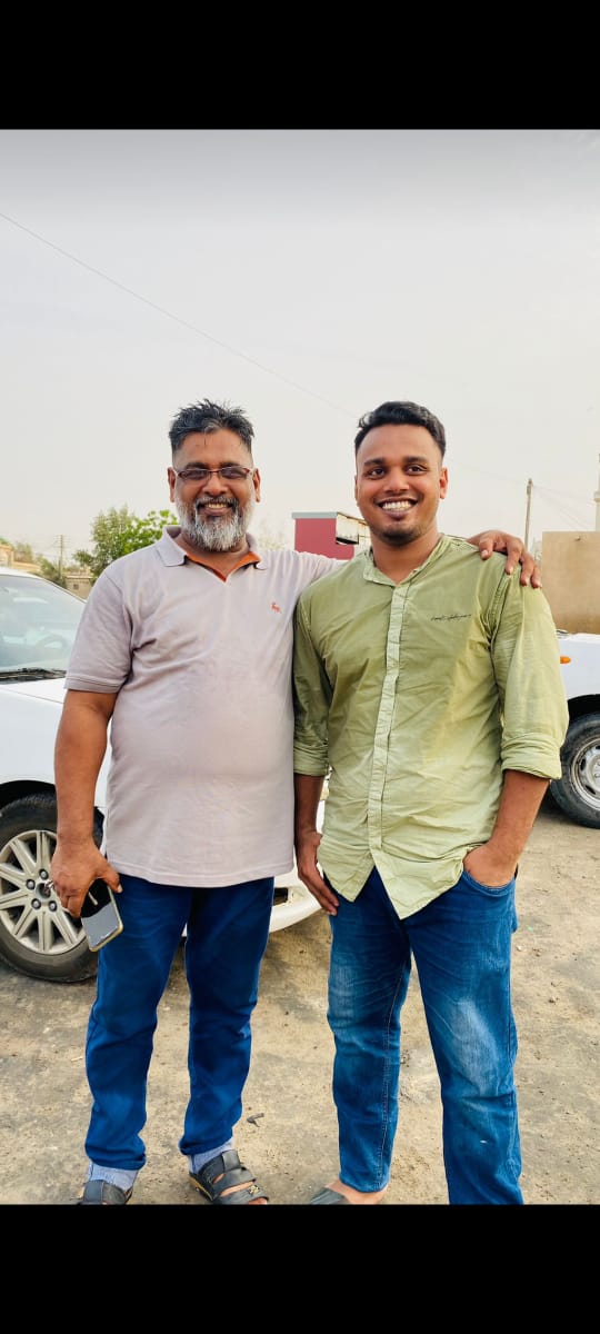 CRAZY_HAQ's tweet photo. With வாப்பா https://t.co/uThBuhgJ7B