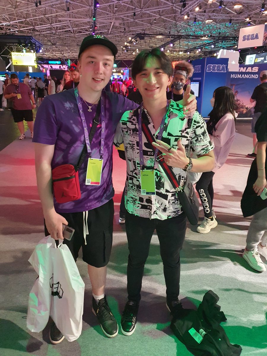 Cyb3R3X tweet media
