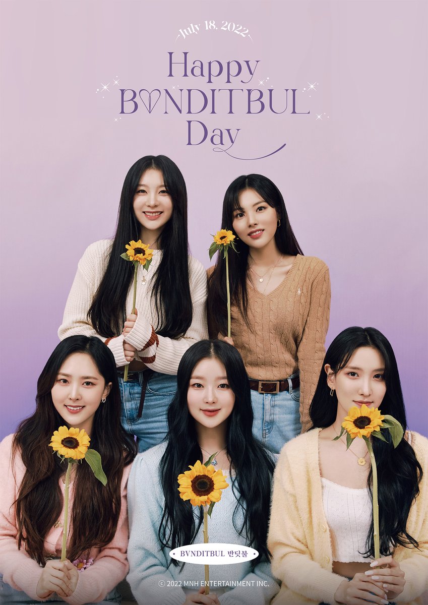BVNDIT_official's tweet image. [🎂] HAPPY BVNDITBUL DAY❤
✨BVNDITBUL 3rd Anniversary✨

July 18th, 2022
밴디트의 이유🌻
반딧불의 생일을 축하합니다!🎉

#BVNDIT #밴디트
#BVNDITBUL #반딧불
#3yearsWithBVNDITBUL