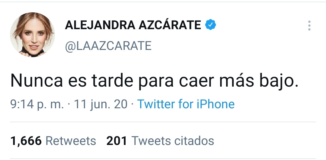 Alejandra Ascárate solidarizándose con Laura Acuña.