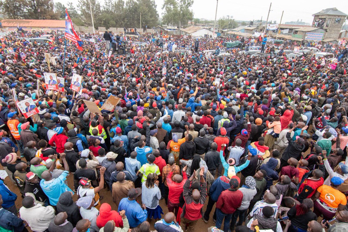 RaoAfrican's tweet photo. Kwa Ruben.

Baba Has Promised to Fix Roads and build affordable Houses for the residents,sort out cabbage problems and water issues.

#NaiNiAzimio https://t.co/V2FRPSXkJ9