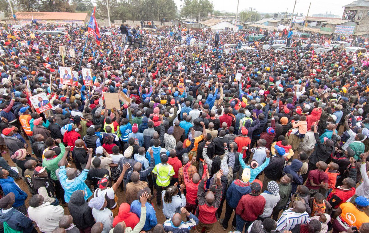 RaoAfrican's tweet photo. Kwa Ruben.

Baba Has Promised to Fix Roads and build affordable Houses for the residents,sort out cabbage problems and water issues.

#NaiNiAzimio https://t.co/V2FRPSXkJ9