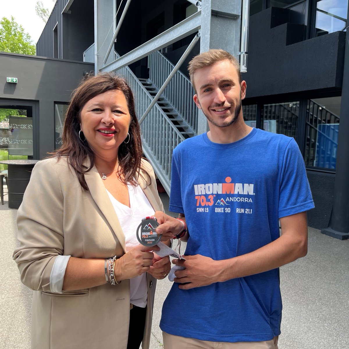Lucas San Roman, étudiant de l'école de Management, est en dehors des cours et de son alternance (👋 Décathlon MdM) un grand sportif.

En terminant 4ème de sa catégorie (18-25), Lucas décroche sa place pour les championnats du monde d'IRONMAN à Utah
