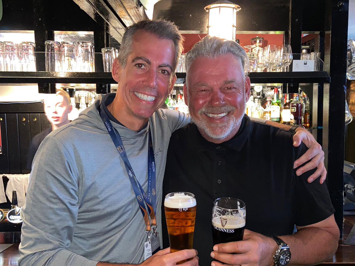FulwellGC's tweet photo. A legend of the golfing world, Paul Barrett (fulwell), here with 2011 Open Winner, Darren Clarke. We aren’t sure who’s more excited about it #fulwell #clarke #theopen #drinkingpartner #golfstandrews https://t.co/5D7GSxBWM9