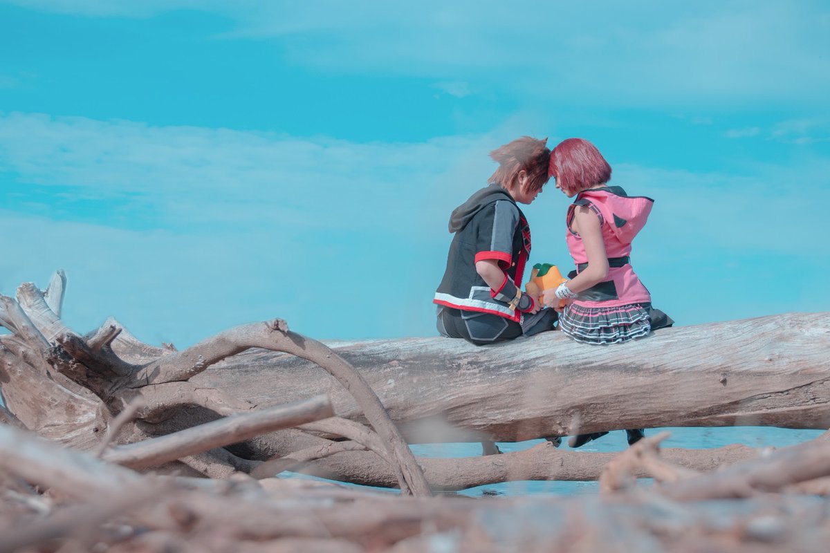 RainingCation's tweet image. 𝑰 𝒘𝒂𝒏𝒕 𝒕𝒐 𝒃𝒆 𝒂 𝒑𝒂𝒓𝒕 𝒐𝒇 𝒚𝒐𝒖𝒓 𝒍𝒊𝒇𝒆 𝒏𝒐 𝒎𝒂𝒕𝒕𝒆𝒓 𝒘𝒉𝒂𝒕. 𝑻𝒉𝒂𝒕&apos;𝒔 𝒂𝒍𝒍.
--
Sokai week??!! I just love them so much 🥲💓
--
🌟 Sora:@kimchiiiyah 
🐚 Kairi: @RainingCation 
--
#sokai #sokaiweek2022 #kingdomhearts