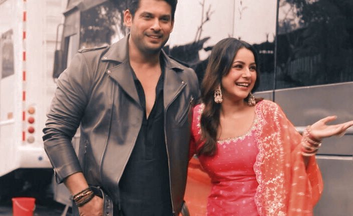 prernarathi9's tweet photo. FOREVER SIDNAAZ LOVERS 💓💓💓 My cutepyy #ShehnaazGill Looking as always preety 😍😘 And the gorgeous😘 #SidharthShukIa #sidnaazlovers #SidNaaz https://t.co/OVruTRE2gX