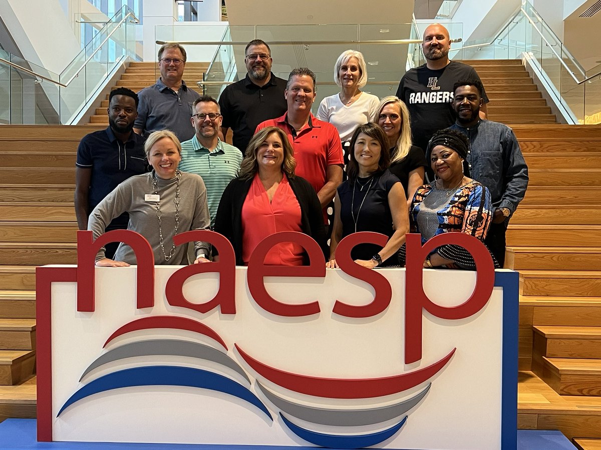 Love hanging out with some of the best educators in the country! <a href="/MESPAprincipals/">MESPA Principals</a> always making a positive difference at the  <a href="/NAESP/">National Assoc. of Elementary School Principals</a> Conference #NAESP22 #naesp2022 #TILL360 #mespa