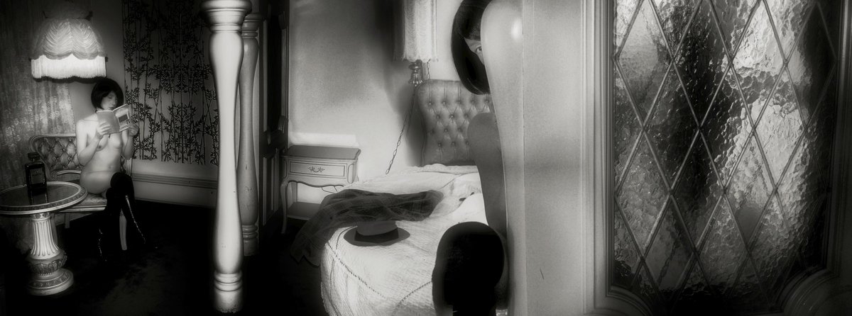 JDiForli's tweet photo. @BraydenCreation Found this vintage honeymoon suite at a dive motel...so of course I had to create some surreal film noir meets a Christmas Story shoot. https://t.co/gMqZmqXofJ