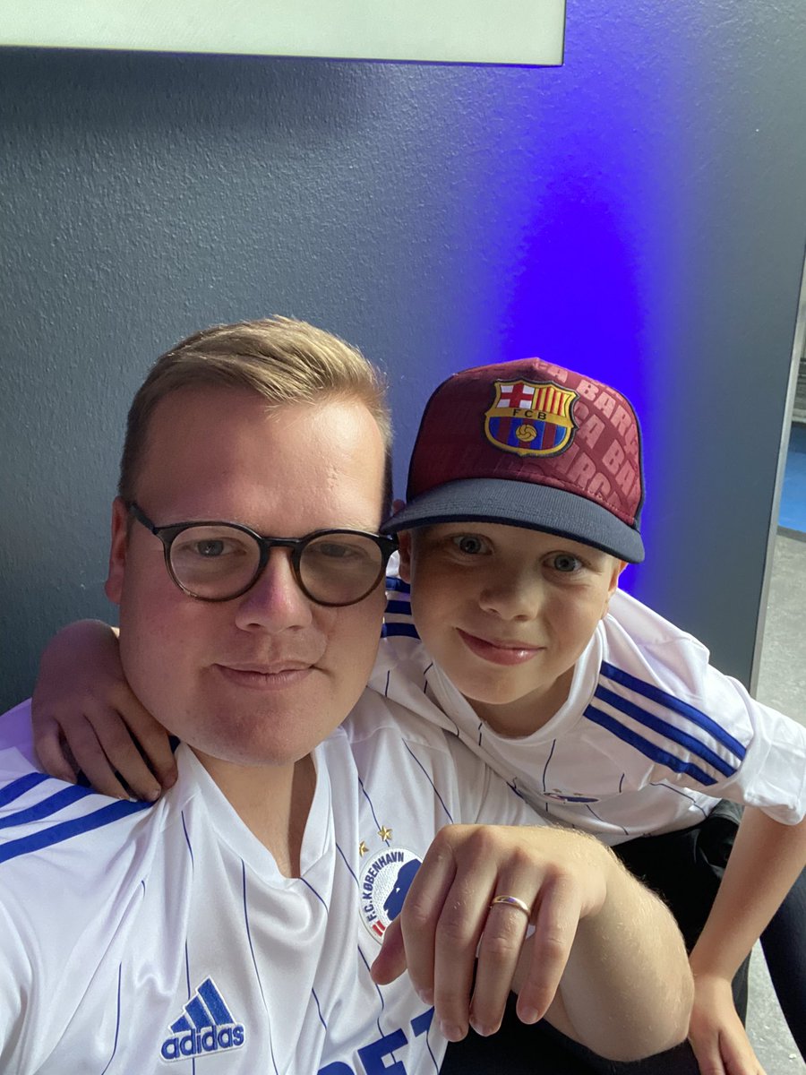 Guðmundur Ari Sigurjónsson tweet media