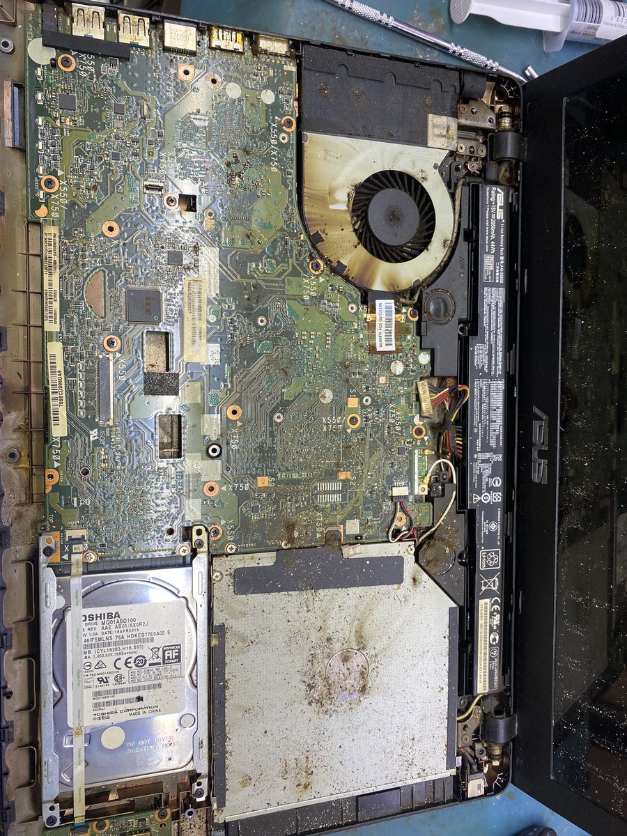 abascalim's tweet image. Ноутбук курильщика