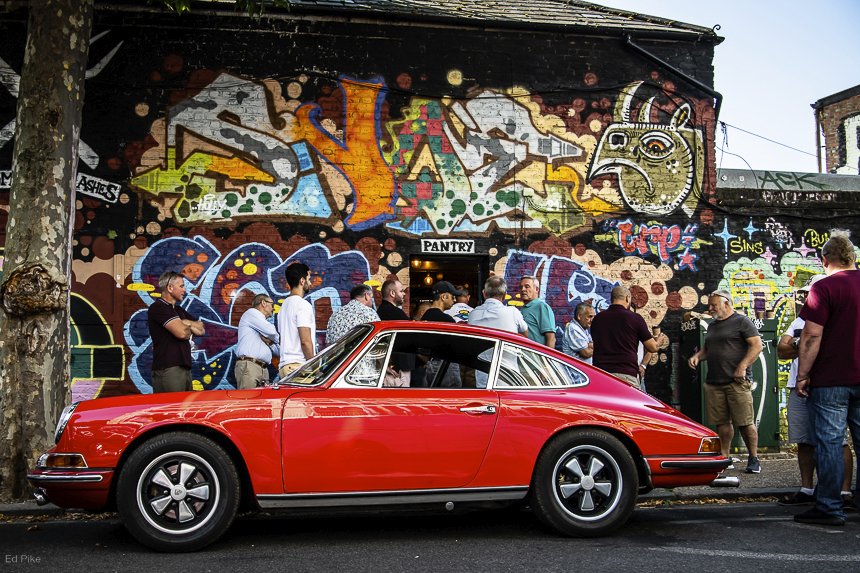 PCGB_London's tweet photo. It was a California beach vibe at July’s Out East Sunday Breakfast meet. Read more: https://t.co/xVPVtORMHz

@pcgb @PorscheGB #Porsche #London #getoutanddrive #outlaw #StreetArt #SundayBrunch #aircooled #carsandcoffee https://t.co/FxyJfiAdg8
