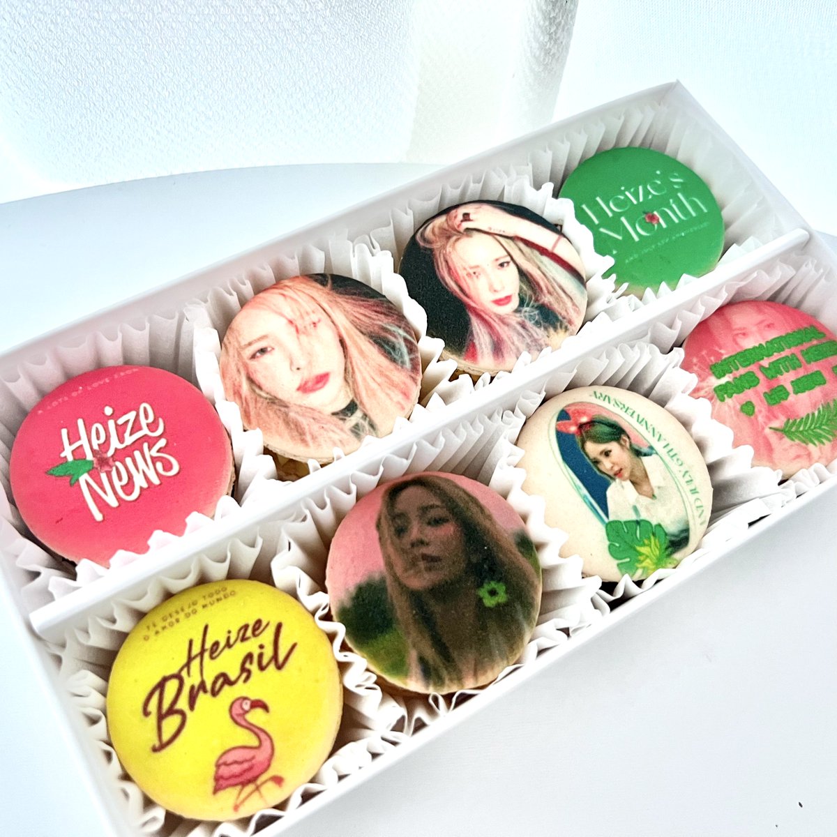 HeizeNews's tweet photo. To celebrate the anniversary of And July, @heizebrasil and I sent some macarons to Heize~ We hope she likes them ♡

The shop was kind enough to add 2 more macarons, but didn't tell us about it, so please ignore that one WDTT photo... 

#Heize #헤이즈 #AndJuly @Heize_Official https://t.co/0pMaWjMTGx