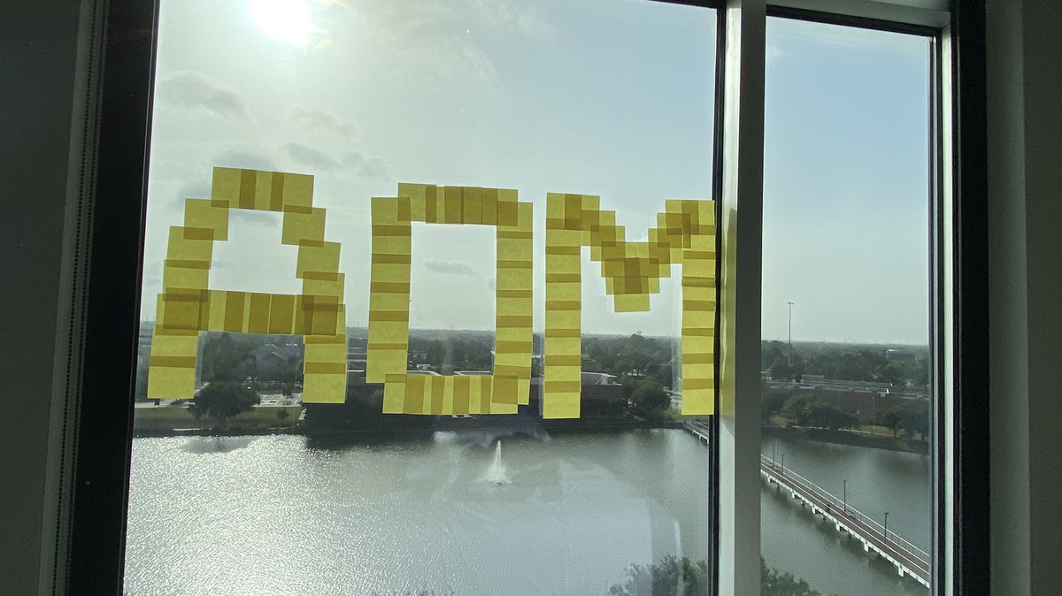 moasroom's tweet photo. MOA COME FIND ME!!💛💚💙 TXT IN HOUSTON #TXTinHouston #TXT #TOMORROW_X_TOGETHER #MOA #MOASROOM https://t.co/6UQ9cgKVak