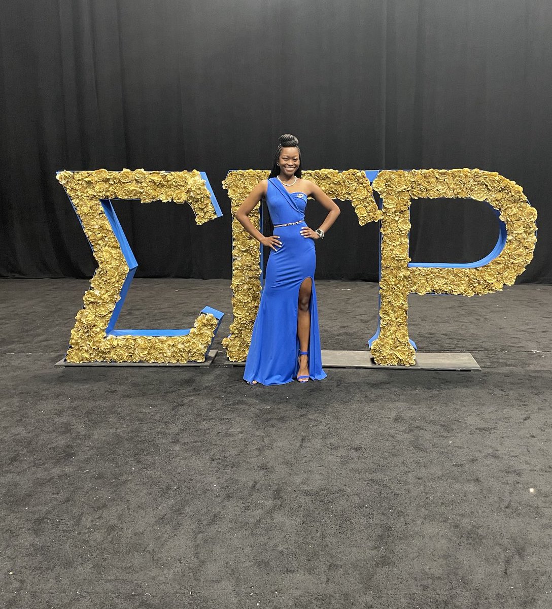 rhoyality's tweet photo. my daughter, my legacy 💙💛 https://t.co/VNY2Y5JEpp