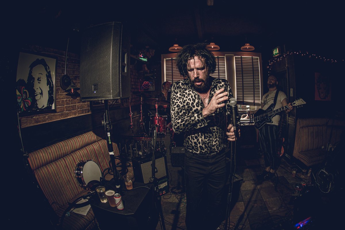 If you haven't you really must see this band, from last night live @roseandmonkey for John Hall Foundation <a href="/Bonesshake/">Bones Shake</a> © trust a fox