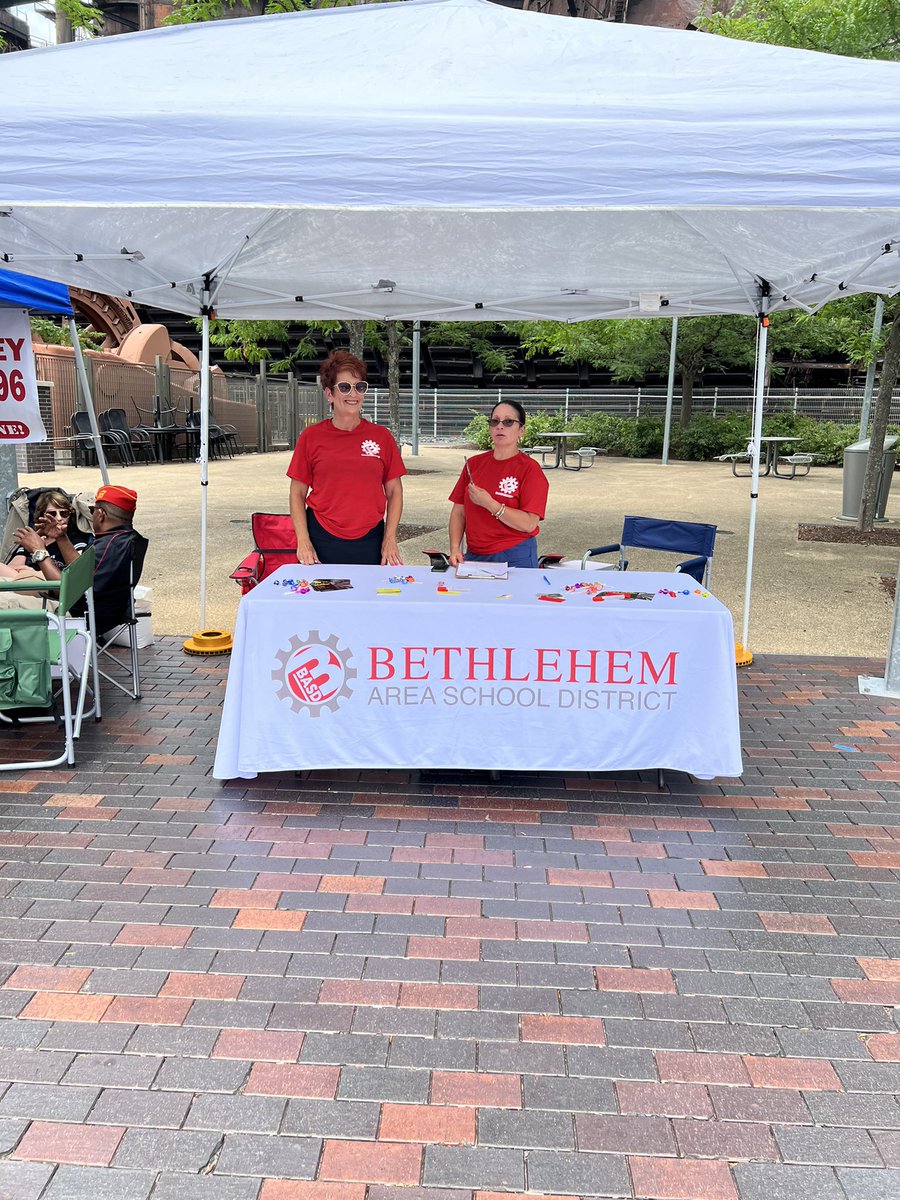 JennyCasebolt's tweet photo. BASD Transportation is @SteelStacks today. Stop by to get more information about a rewarding career! https://t.co/TfDaNpapdq