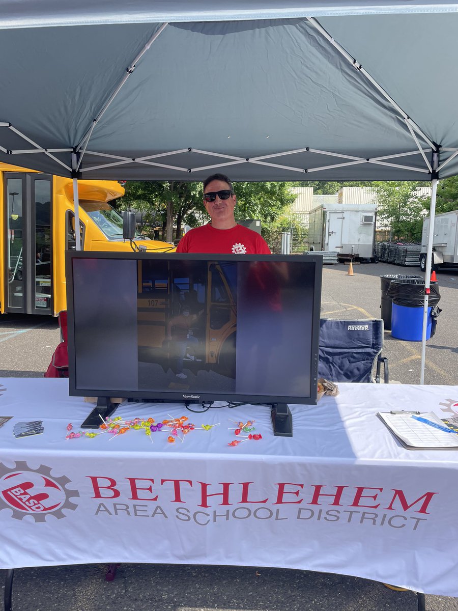 JennyCasebolt's tweet photo. BASD Transportation is @SteelStacks today. Stop by to get more information about a rewarding career! https://t.co/TfDaNpapdq