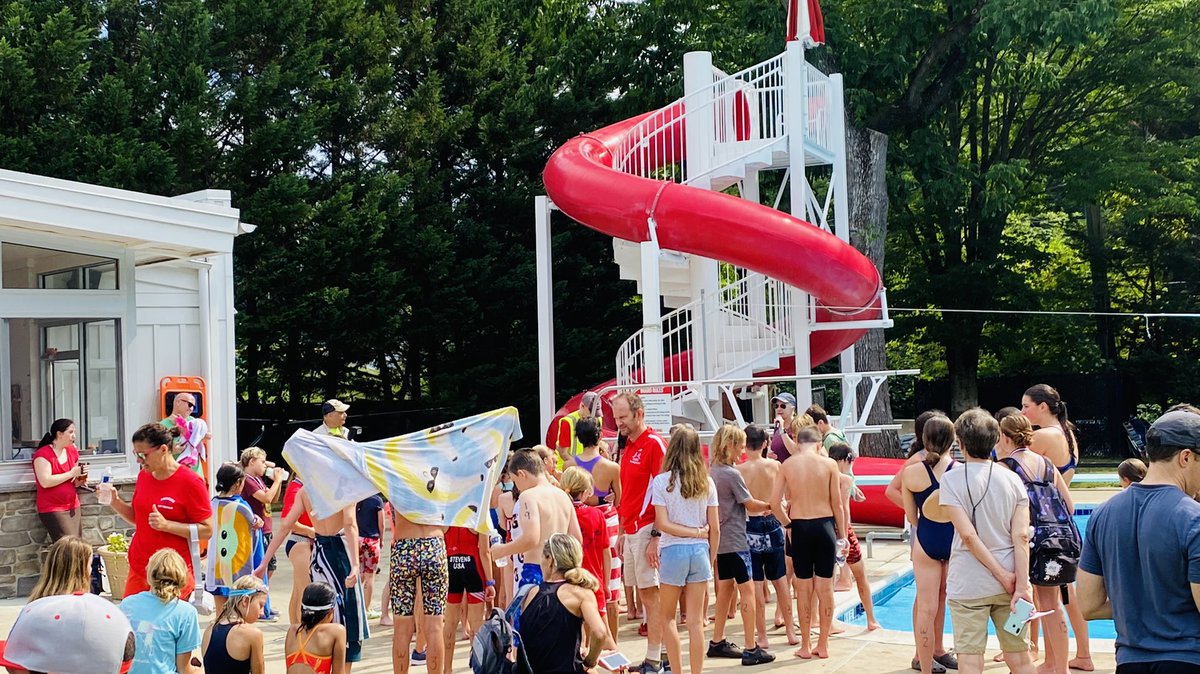 Hope all <a href="/Lynnewood_ES/">Lynnewood Elementary</a> Lions are having fun this summer! Congrats to Lions Christopher, George, Hannah, Anna, Claire, Jane, and Lucy for crushing it at the kids triathlon today <a href="/KarakungSC/">Karakung Swim Club</a> 🏊‍♀️🚴‍♂️🏃‍♀️🦁🦁🦁 #lynnewoodproud
