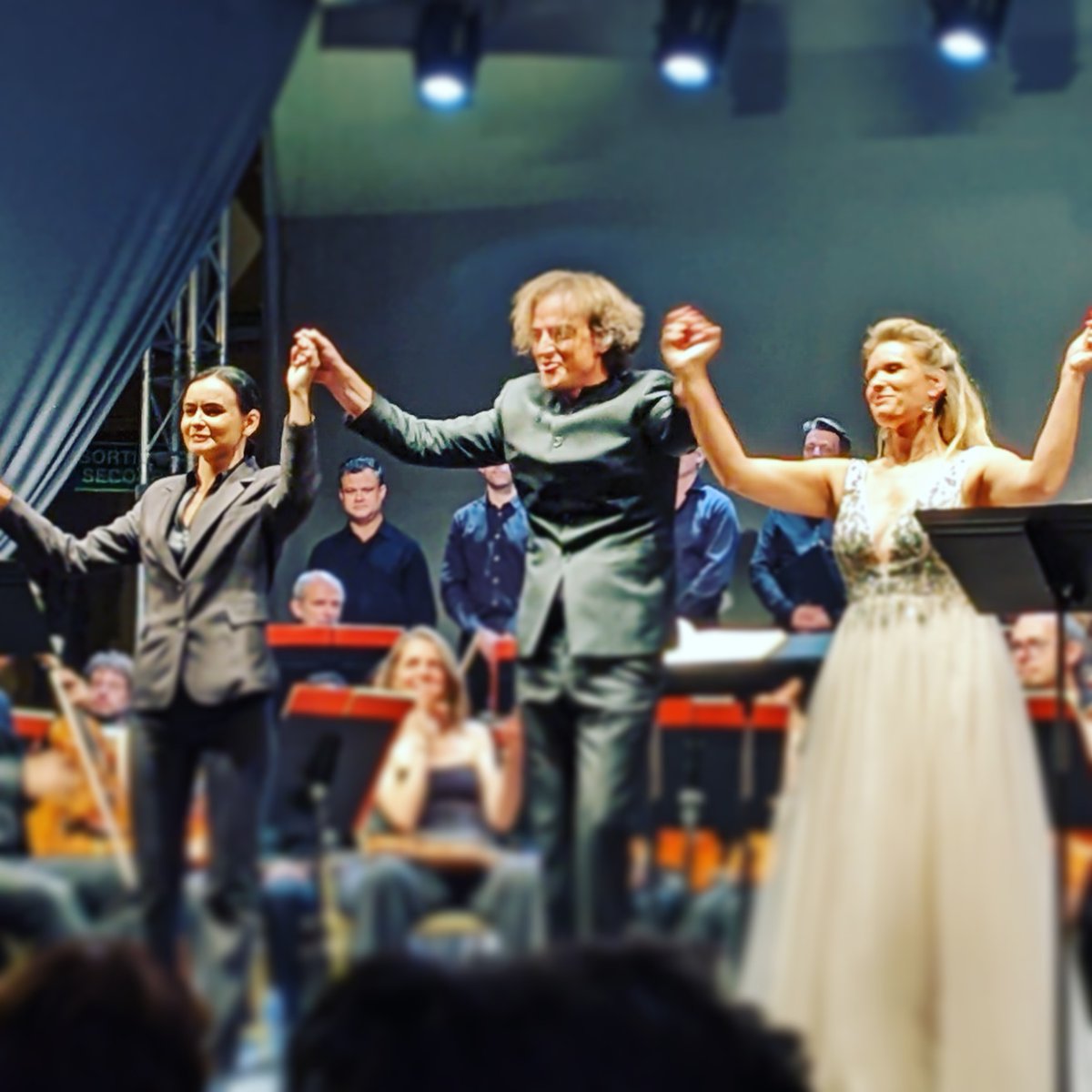 Thank you <a href="/LeCercleRhorer/">Le Cercle de l'Harmonie - Jérémie Rhorer</a> #annagoryachova for this unforgettable concert performance of #Rossini #Tancredi <a href="/BeauneFestival/">Festival de Beaune</a>. Your Amenaïde says merci mille fois!! <a href="/AparteMusic/">Aparté 📀🎶</a> <a href="/felsnerartists/">Felsner Artists</a>