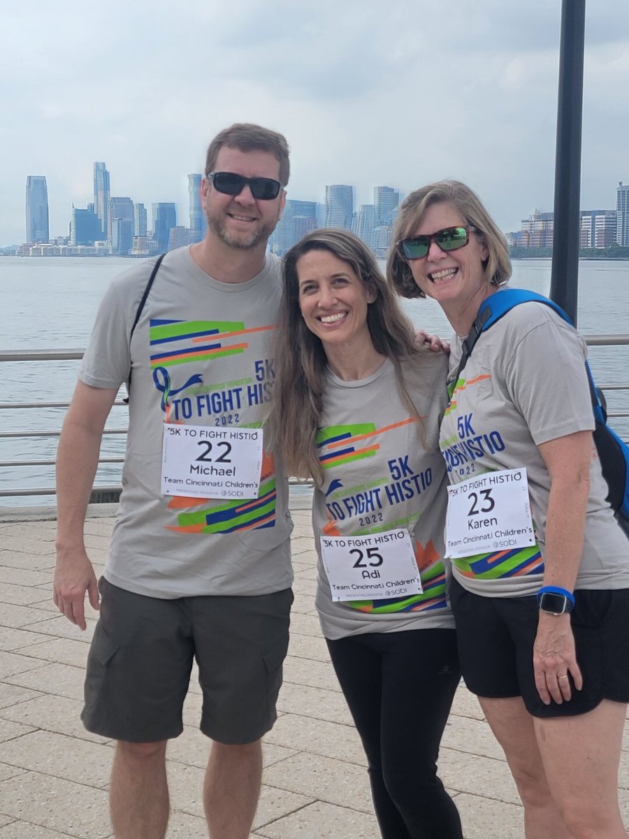 In NYC running to fight HLH <a href="/LiamsLighthouse/">Liam's Lighthouse</a> <a href="/CincyChildrens/">Cincinnati Children's</a> <a href="/ChildrensCBDI/">CincyChildren's CBDI</a> <a href="/ZorefAdi/">Adi Zoref Lorenz, M.D.</a> ! #HLH #Liamslighthouse #cincinnatichildrens #histiocytesociety